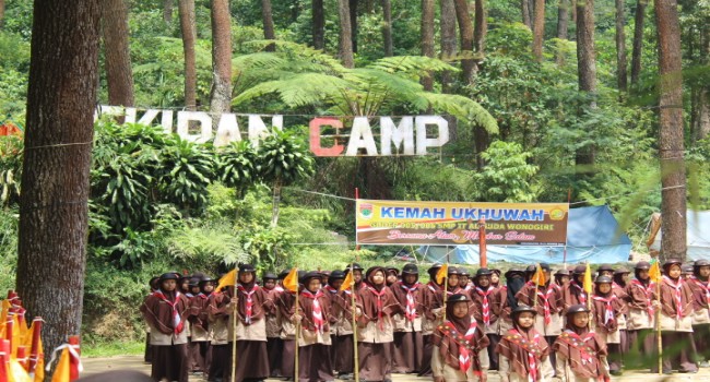 Kemah Ukhuwah 